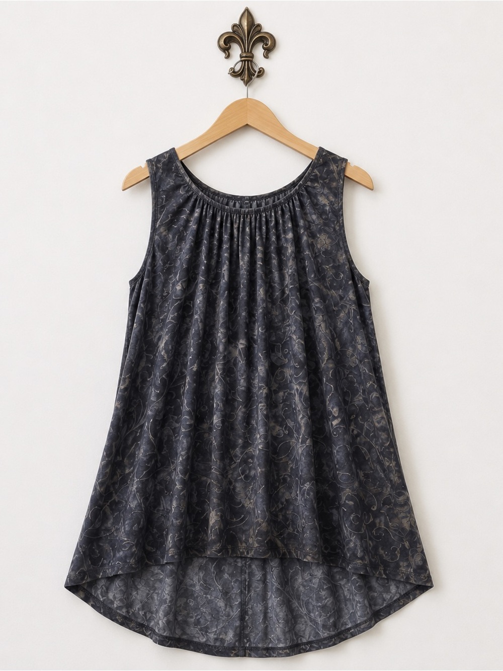 Sami & Jo Charcoal Floral High-Low Tank